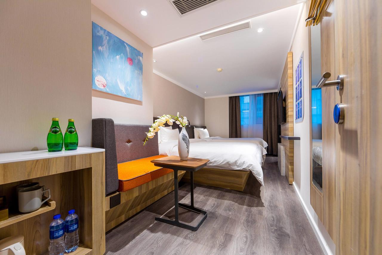 Hanting Premium Hotel Shanghai Dapu Bridge Riyueguang Shopping Mall Hotel