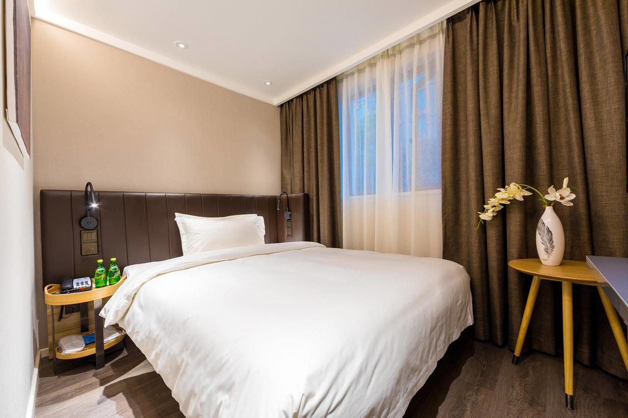 Hanting Premium Hotel Shanghai Dapu Bridge Riyueguang Shopping Mall 3*