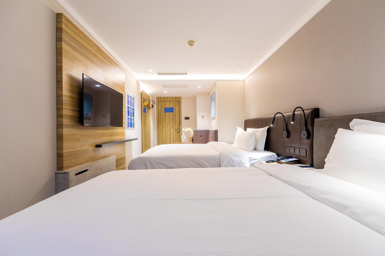 Hanting Premium Dapu Bridge Riyueguang Shopping Mall